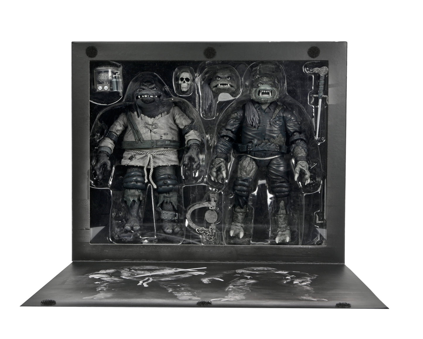 Universal Monsters/TMNT - 7” Scale Action Figure - Leonardo as The Hunchback & Raphael as the Wolfman (B&W) 2 Pk