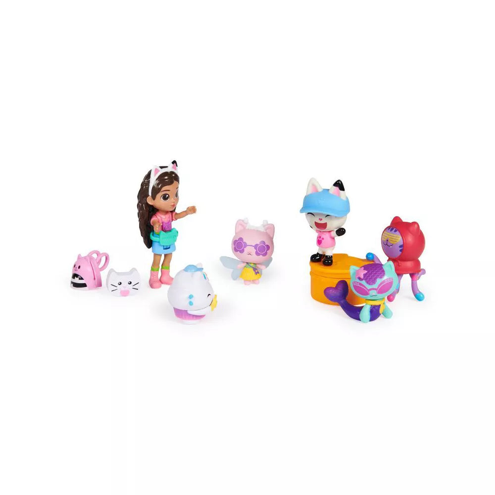 Gabby’s Dollhouse, Travelers Figure Gift Set with a Gabby Doll and 5 Cat Toy Figures