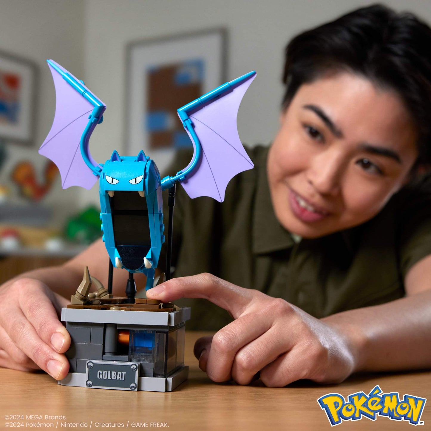 MEGA Pokemon Mini Motion Golbat Building Toy Kit (313 Pieces) for Collectors