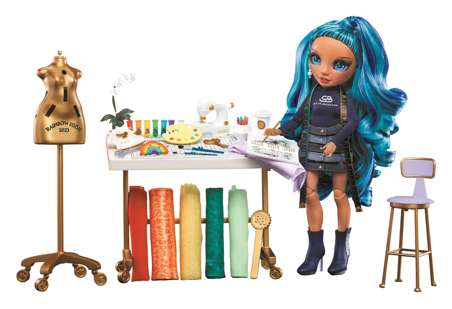 Rainbow High Dream & Design Fashion Studio, Designer Playset with Blue Skyler Doll, Easy No Sew Fashion Kit Kids Toy Gift 4-12